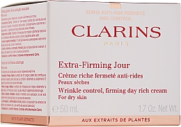 Intensywnie ujędrniający krem na dzień do skóry suchej - Clarins Extra-Firming Day Rich Cream For Dry Skin — Zdjęcie N3