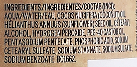 Kremowy oksydant 4,5% - Revlon Professional Revlonissimo Color Sublime Cream Oil Developer vol. 15  — Zdjęcie N3