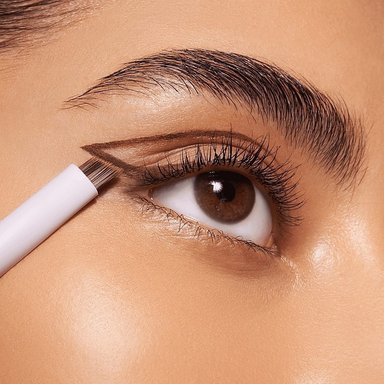 Pędzelek do eyelinera - Essence Eyeliner Brush — Zdjęcie N6