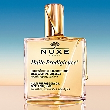 Suchy olejek do pielęgnacji twarzy, ciała i włosów - Nuxe Huile Prodigieuse Multi-Purpose Care Multi-Usage Dry Oil — Zdjęcie N4