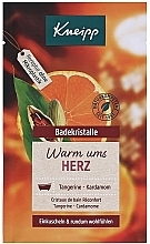 Kup Sól do kąpieli Ciepło w sercu - Kneipp Warm At Heart Tangerine & Cardamom Bath Salt
