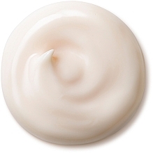 Regenerujący krem ochronny do twarzy na dzień SPF 15 - Shiseido Future Solution LX Daytime Protective Cream — Zdjęcie N3