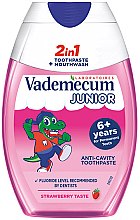 Truskawkowa pasta do zębów i płyn do płukania jamy ustnej dla dzieci - Vademecum Junior 2 in 1 Toothpaste + Mouthwash — Zdjęcie N2