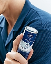 Antyperspirant w kulce dla mężczyzn - NIVEA MEN Derma Dry Control 96H Extreme Sweat Defence Maximum Anti-Perspirant  — Zdjęcie N4
