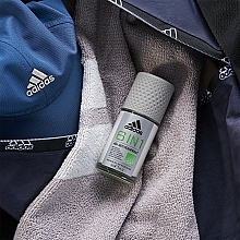 Dezodorant-antyperspirant w kulce - Adidas 6 in 1 48H Anti-Perspirant — Zdjęcie N3