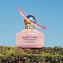 Marc Jacobs Daisy Love Eau So Sweet - Woda toaletowa — Zdjęcie N4