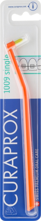 Jednopęczkowa szczoteczka do zębów Single CS 1009, pomarańczowa - Curaprox — Zdjęcie N1