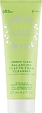 Kup Oczyszczająca glinka zamieniająca się w pianę - Lumene Nordic Clear Balancing Clay-To-Foam Cleanser