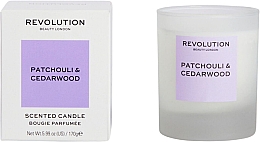 Świeca zapachowa Paczula i cedr - Makeup Revolution Patchouli & Cedarwood Scented Candle — Zdjęcie N1