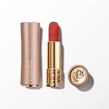 Kremowa szminka do ust o matowym wykończeniu - Lancôme L’Absolu Rouge Intimatte Lipstick — Zdjęcie N6