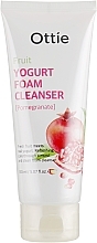 Pianka do mycia twarzy - Ottie Fruits Yogurt Foam Cleanser Pomegranate — Zdjęcie N1