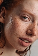 Wielofunkcyjna mgiełka kolagenowa do twarzy - Sister’s Aroma Multi-Use Collagen Mist — Zdjęcie N9