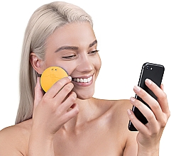 Szczoteczka do oczyszczania twarzy - Foreo Luna Fofo Smart Facial Cleansing Brush Sunflower Yellow — Zdjęcie N4