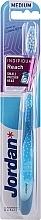 Kup Szczoteczka do zębów z nasadką ochronną, średnia twardość, niebieska z jodełką - Jordan Individual Reach Toothbrush