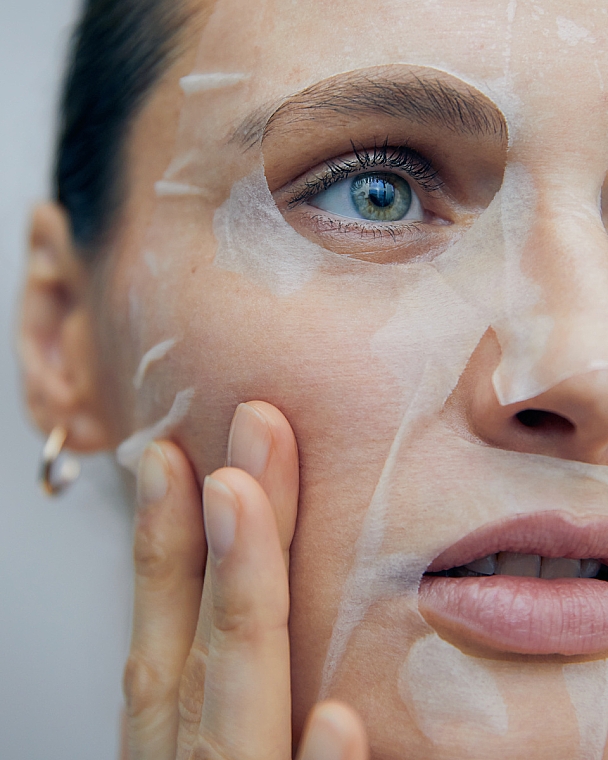 Natychmiastowo nawadniająca maska-serum w płachcie - NIVEA HYDRA Skin Effect — Zdjęcie N3
