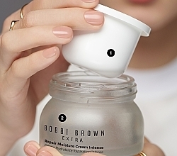 Nawilżający krem do twarzy z witaminą C - Bobbi Brown Extra Repair Moisture Cream Intense — Zdjęcie N3