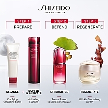 Przeciwzmarszczkowy krem na dzień i na noc do skóry suchej - Shiseido Benefiance Wrinkle Smoothing Cream Enriched — Zdjęcie N5
