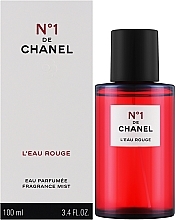 Chanel №1 de Chanel L'Eau Rouge Revitalizing Fragrance Mist - Rewitalizująca aromatyczna mgiełka — Zdjęcie N2