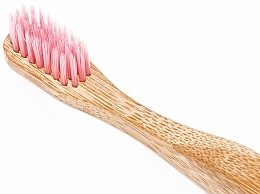Bambusowe szczoteczki do zębów, 4 sztuki, z czarnym, różowym, niebieskim i żółtym włosiem - Nordics Aadult Bamboo Toothbrushes — Zdjęcie N5