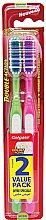 Szczoteczka do zębów, zielona + różowa - Colgate Double Action Medium Toothbrushes — Zdjęcie N1