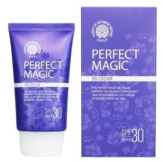 Delikatnie kryjący krem BB - Welcos Lotus Perfect Magic BB Cream