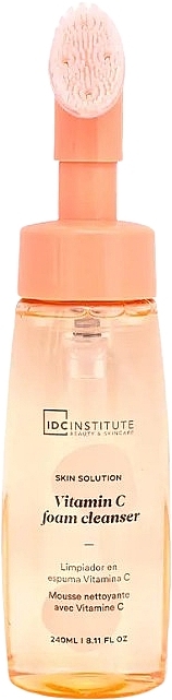 Pianka oczyszczająca do twarzy z witaminą C - IDC Institute Vitamin C Foam Cleanser With Exfobrush — Zdjęcie N1
