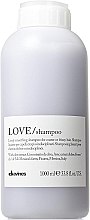 Kup Wygładzający szampon do włosów puszących się - Davines Love Lovely Smoothing Shampoo