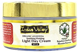 Kup Łagodząco-ujędrniający krem do twarzy na dzień z aloesem i wodą różaną - Indus Valley Light Day Cream SPF 25