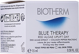 PREZENT! Liftingujący krem ujędrniający do twarzy na dzień - Biotherm Blue Therapy Red Algae Uplift Day Cream — Zdjęcie N2