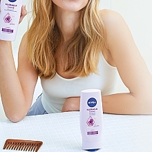 Odżywka pielęgnująca do włosów matowych i zmęczonych - NIVEA Hair Milk Natural Shine Hair Balm — Zdjęcie N5