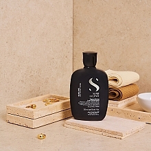 Szampon do wszystkich rodzajów włosów - Alfaparf Semi Di Lino Sublime Detoxifying Low Shampoo — Zdjęcie N5