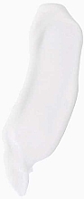 Krem z odblaskowymi drobinami - BH Cosmetics X Doja Cat Star Milk Light-Reflecting Moisturizer Cream — Zdjęcie N2