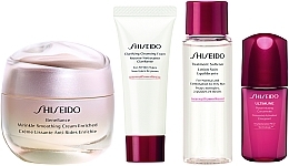 Zestaw - Shiseido Benefiance Enriched Holiday Kit (f/cr/50ml + clean/foam/15ml + f/lot/30ml + f/conc/10ml) — Zdjęcie N4