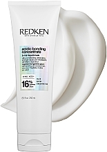 Intensywnie odżywcza maska do włosów - Redken Acidic Bonding Concentrate 5-Min Liquid Mask — Zdjęcie N2