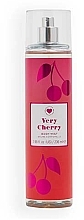 Perfumowany spray do ciała - I Heart Revolution Body Mist Very Cherry — Zdjęcie N1