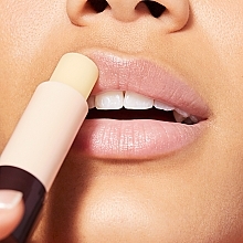Nawilżająca pomadka do ust - Nuxe Reve de Miel Lip Moisturizing Stick — Zdjęcie N5