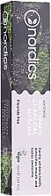 Wybielająca pasta do zębów z węglem drzewnym i matchą - Nordics Whitening Charcoal Matcha Tooshpaste — Zdjęcie N2
