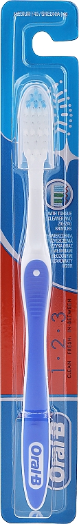 Szczoteczka do zębów, średnia twardość, niebieska - Oral-B Clean Fresh Strong — Zdjęcie N1