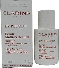 Kup Preparat przeciwsłoneczny do twarzy SPF 40 - Clarins UV Plus Anti-Pollution Sunscreen Multi-Protection Broad Spectrum