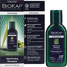 BiosLine BioKap Anticaduta Reinforcing Shampoo - PREZENT! Szampon przeciw wypadaniu włosów — Zdjęcie N1