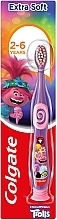 Ekstramiękka szczoteczka do zębów dla dzieci 2-6 lat, Trolle, fioletowo-różowa - Colgate Smiles Kids Extra Soft — Zdjęcie N1