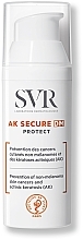 Fluid ochronny do ciała SPF 50+ - SVR AK Secure DM Protect — Zdjęcie N1