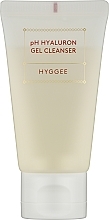 Nawilżający żel do mycia twarzy z kwasem hialuronowym - Hyggee Hyaluron Gel Cleanser — Zdjęcie N1