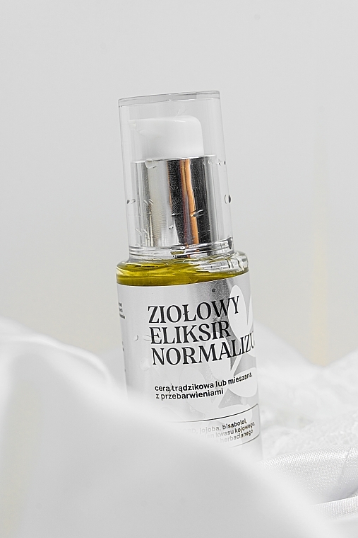 Ziołowy eliksir normalizujący do twarzy z olejem konopnym - Auna Herbal Normalizing Elixir With CBD Oil — Zdjęcie N8
