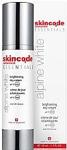 Rozjaśniający krem na dzień - Skincode Essentials Alpine White Brightening Day Cream SPF15 — Zdjęcie N1