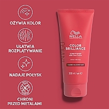 WYPRZEDAŻ Odżywka wzmacniająca kolor grubych włosów farbowanych - Wella Professionals Invigo Colour Brilliance Coarse Conditioner * — Zdjęcie N2