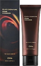 Miękka pianka oczyszczająca z mucyną ślimaka - Ottie Black Signature Foam Cleanser — Zdjęcie N2