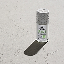 Dezodorant-antyperspirant w kulce - Adidas 6 in 1 48H Anti-Perspirant — Zdjęcie N2
