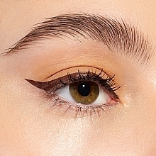 Eyeliner w płynie - Essence Lash Princess Liquid Liner — Zdjęcie N6