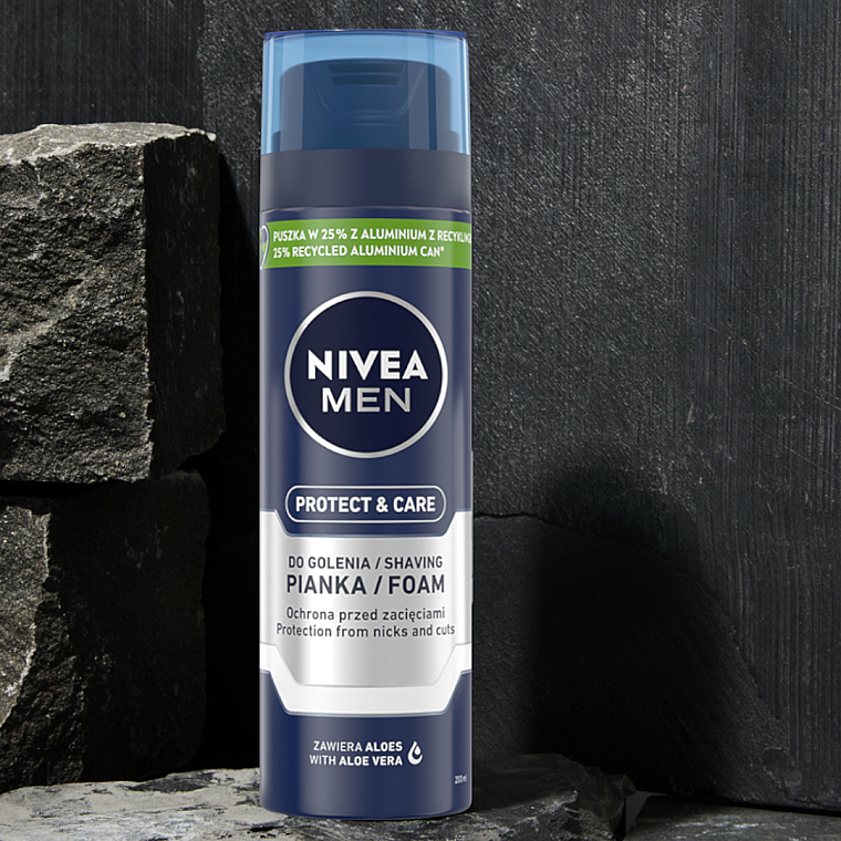 Ochronna pianka do golenia - NIVEA MEN Protect & Care Protecting Shaving Foam — Zdjęcie N4
